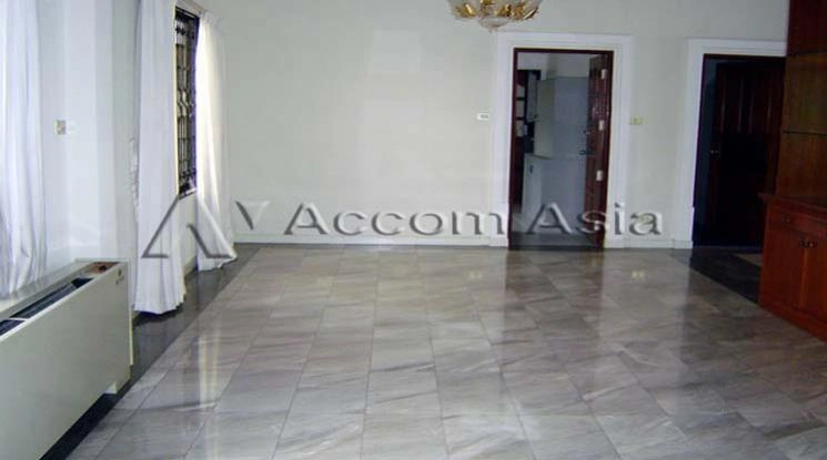 4  5 br House For Rent in Sukhumvit ,Bangkok BTS Thong Lo at Sukhumvit Villa 1819543