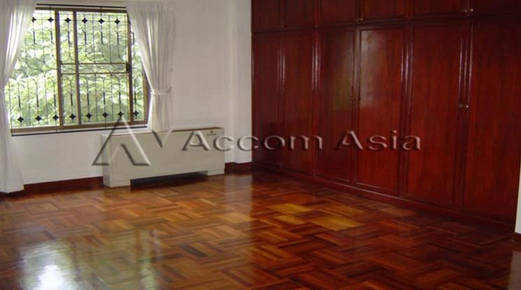 5  5 br House For Rent in Sukhumvit ,Bangkok BTS Thong Lo at Sukhumvit Villa 1819543