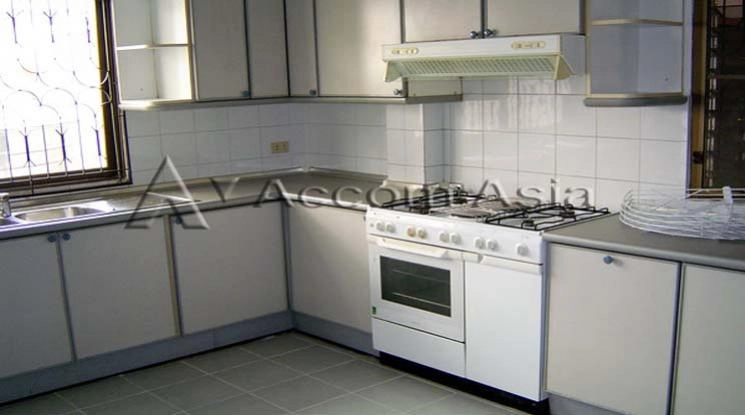 7  5 br House For Rent in Sukhumvit ,Bangkok BTS Thong Lo at Sukhumvit Villa 1819543