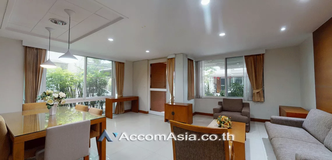  Greenery Living Place House  3 Bedroom for Rent BTS Ekkamai in Sukhumvit Bangkok