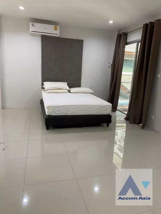 12  3 br House For Rent in Pattanakarn ,Bangkok BTS On Nut at Areena Garden 1819567