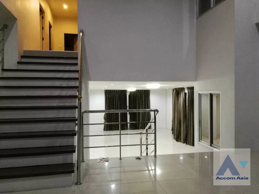 8  3 br House For Rent in Pattanakarn ,Bangkok BTS On Nut at Areena Garden 1819567