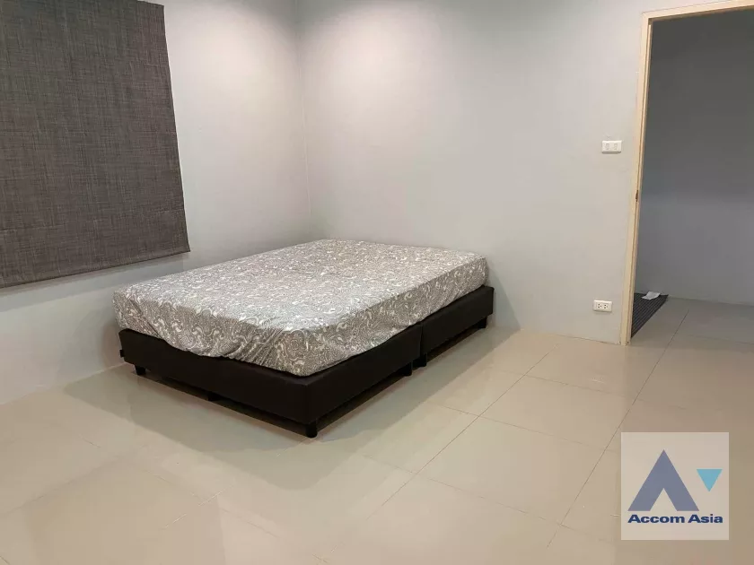 11  3 br House For Rent in Pattanakarn ,Bangkok BTS On Nut at Areena Garden 1819567