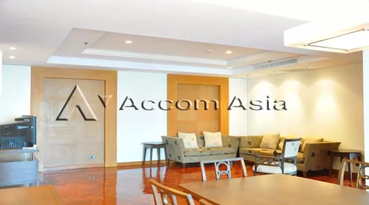  1  3 br Apartment For Rent in Sukhumvit ,Bangkok BTS Nana at Fully Furnished Suites 1419588