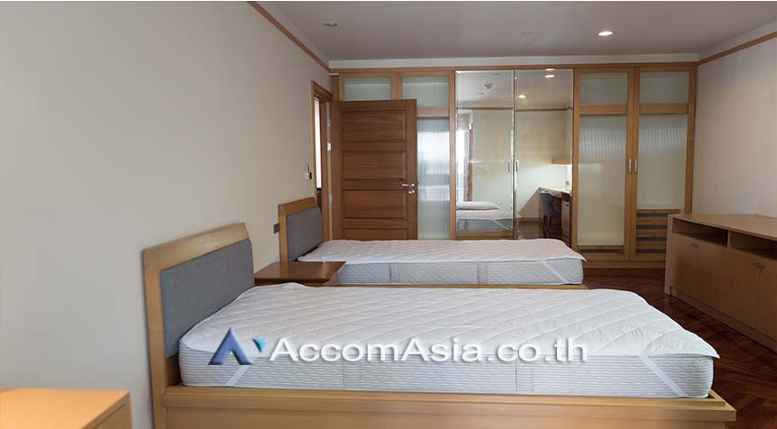 8  3 br Apartment For Rent in Sukhumvit ,Bangkok BTS Nana at Fully Furnished Suites 1419590