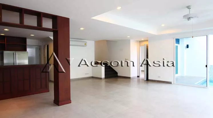  1  4 br House For Rent in Ratchadapisek ,Bangkok MRT Thailand Cultural Center at Well maintain Compound 1819596