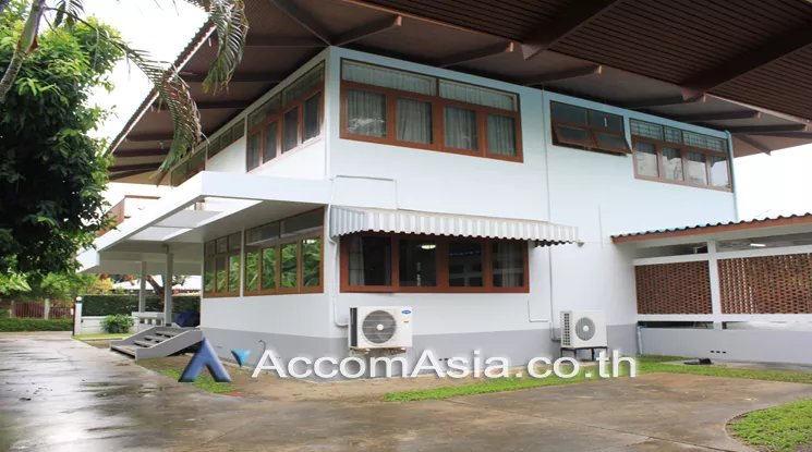  1  4 br House For Rent in sukhumvit ,Bangkok BTS Phra khanong 2319603