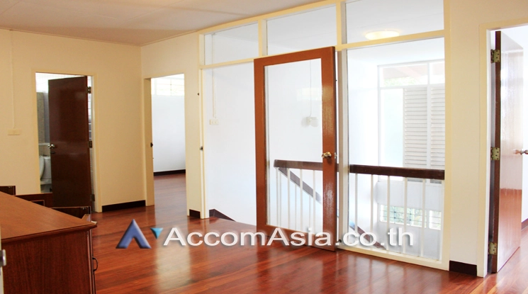 17  4 br House for rent and sale in Sukhumvit ,Bangkok BTS Phra khanong 2319603