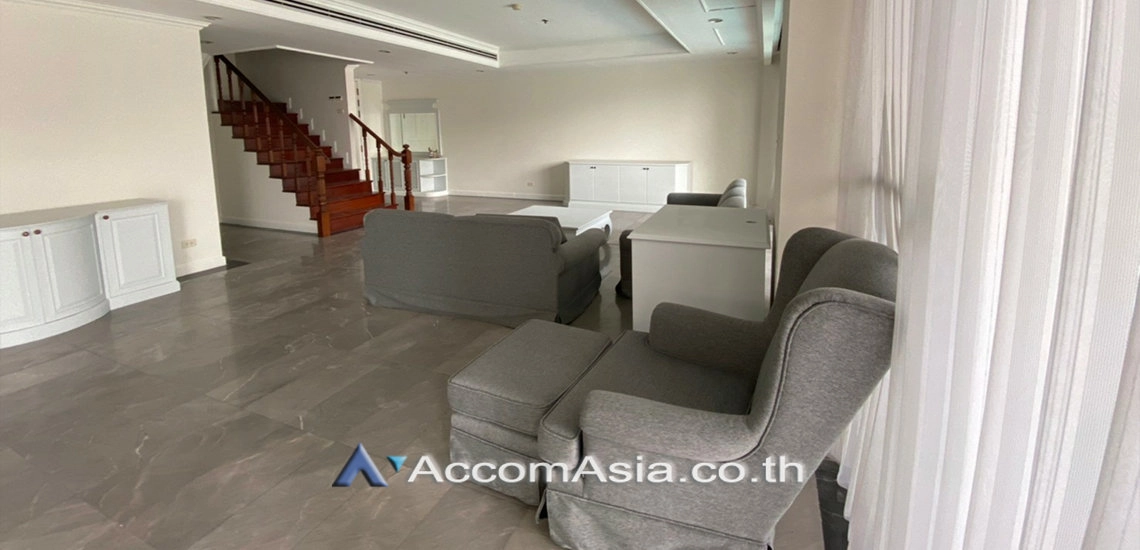 Huge Terrace, Private Swimming Pool, Duplex Condo |  3 Bedrooms  Condominium For Rent in Sukhumvit, Bangkok  (1519605)