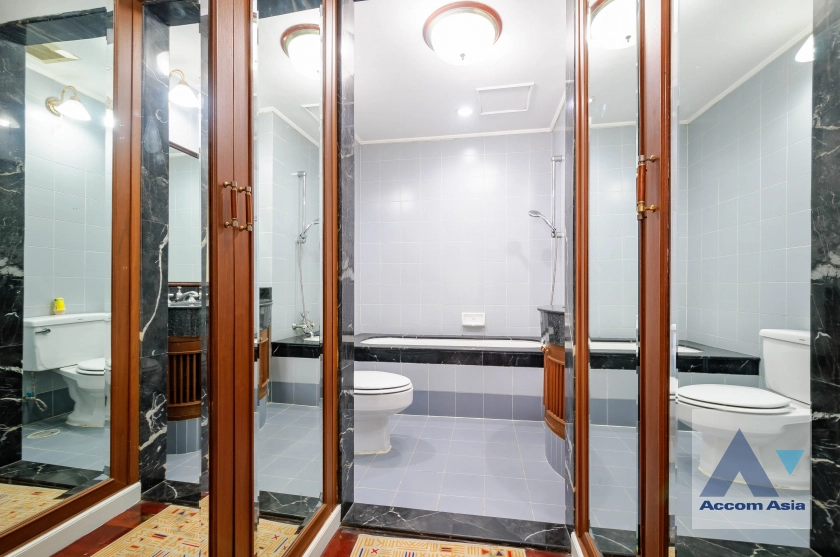 18  3 br Condominium For Rent in Sukhumvit ,Bangkok BTS Phrom Phong at Le Raffine Sukhumvit 24 1519605