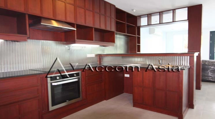 4  3 br House For Rent in Ratchadaphisek ,Bangkok MRT Thailand Cultural Center at Well maintain Compound 1819620