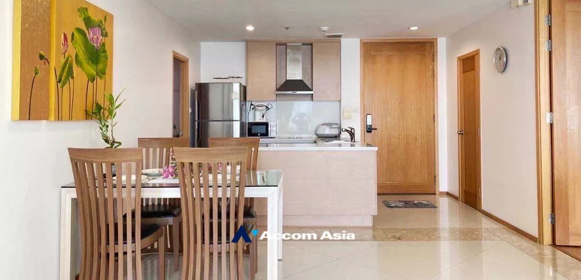  2 Bedrooms  Condominium For Rent & Sale in Sathorn, Bangkok  near BTS Chong Nonsi - BRT Sathorn (1519644)
