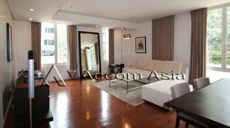  2 Bedrooms  Apartment For Rent in Sukhumvit, Bangkok  near BTS Asok - MRT Sukhumvit (1519656)