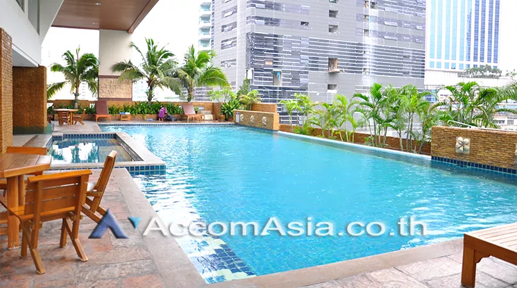 Pet friendly |  Apartment with Top Facilities, Close to Emshere Apartment  3 Bedroom for Rent BTS Phrom Phong in Sukhumvit Bangkok
