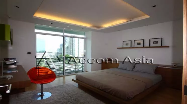  1 Bedroom  Condominium For Sale in Phaholyothin, Bangkok  near BTS Ari (1519679)