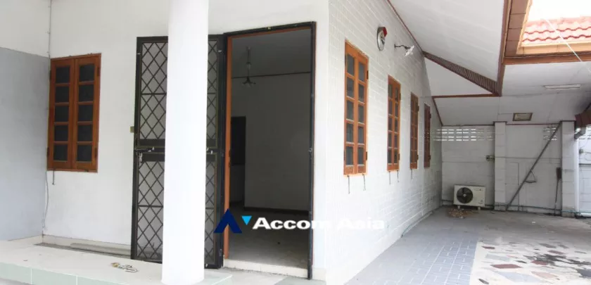 9  2 br House for rent and sale in Sukhumvit ,Bangkok BTS Ekkamai - BTS Phra khanong 2319691