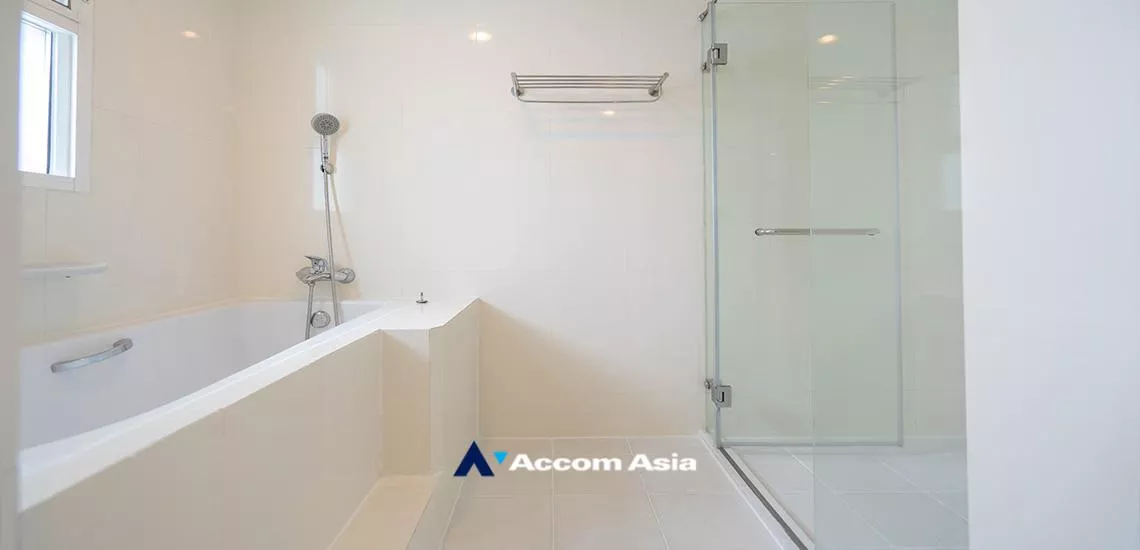 14  3 br Apartment For Rent in Sukhumvit ,Bangkok BTS Phrom Phong at High-quality facility 1419694