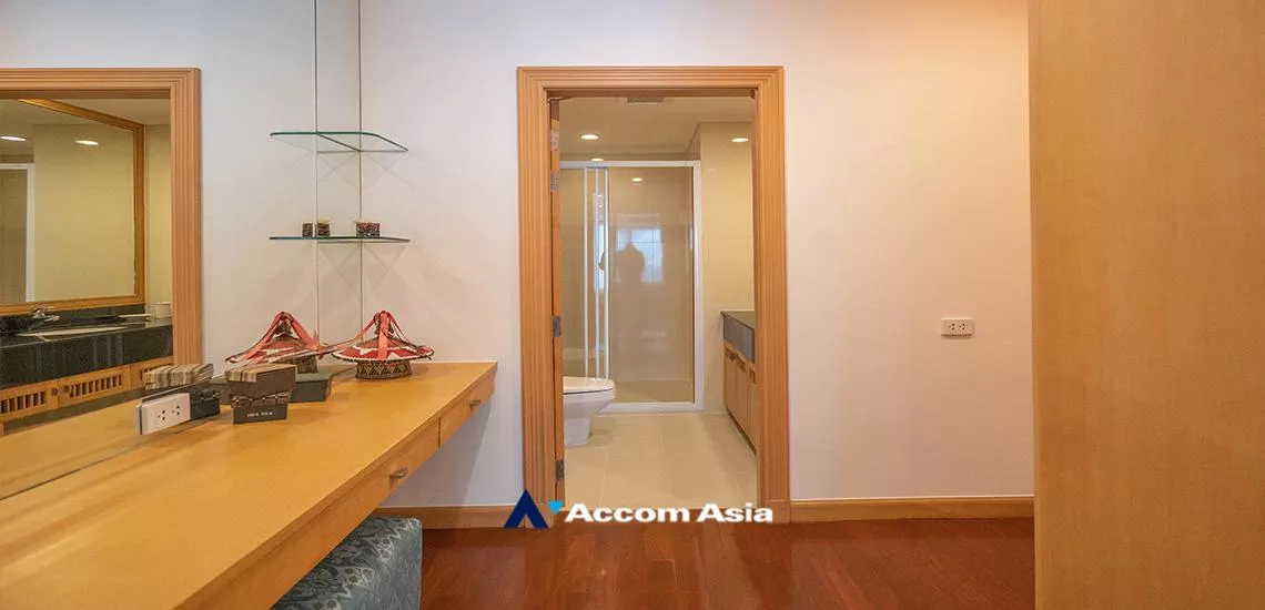 16  3 br Apartment For Rent in Sukhumvit ,Bangkok BTS Phrom Phong at High-quality facility 1419694