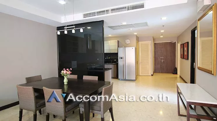 unit 3 Bedrooms  Condominium For Rent in Sukhumvit, Bangkok  near BTS Ekkamai (1519699)