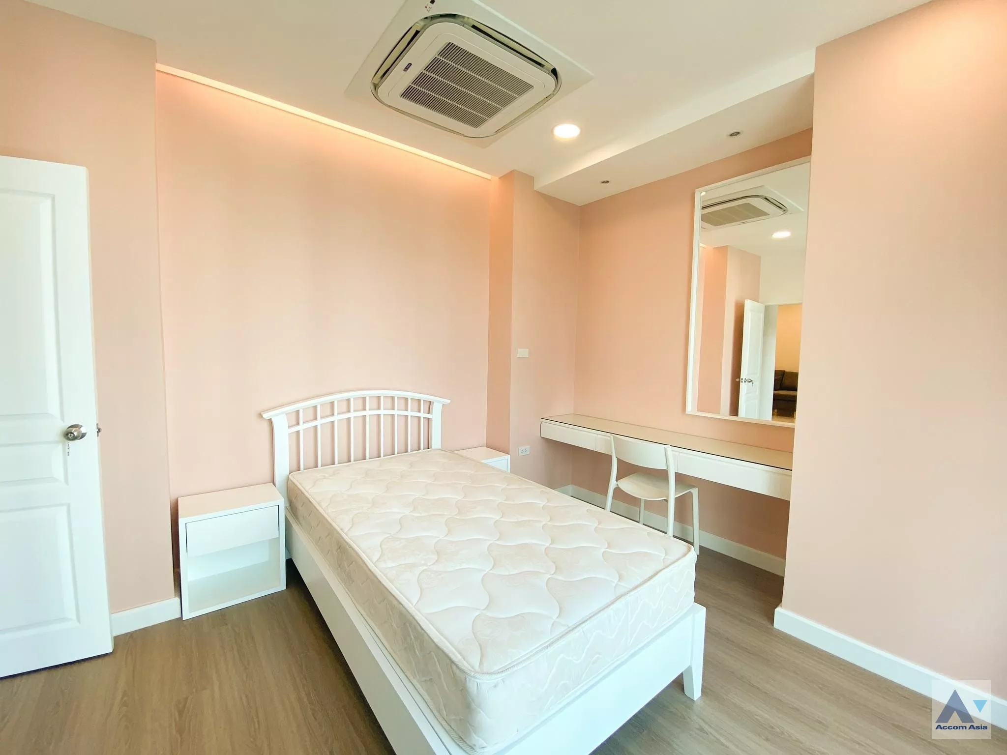 6  2 br Condominium For Rent in Ploenchit ,Bangkok BTS Chitlom at Grand Langsuan 1519717