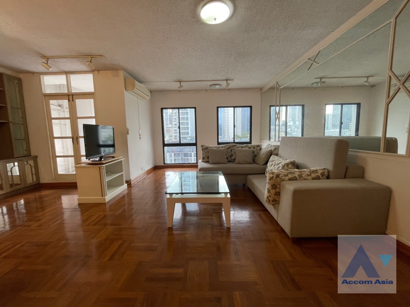 unitPet friendly |  3 Bedrooms  Apartment For Rent in Ploenchit, Bangkok  near BTS Chitlom (1419740)