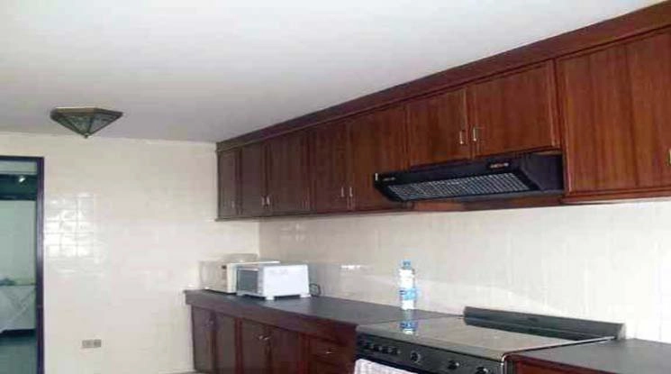 6  3 br Apartment for rent and sale in Sukhumvit ,Bangkok BTS Asok - MRT Sukhumvit at Family Apartment with Lake View 1003001