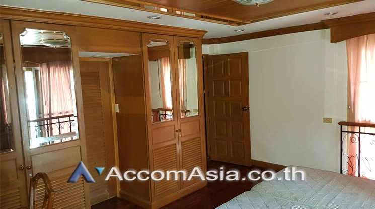 8  4 br House for rent and sale in Sukhumvit ,Bangkok BTS Thong Lo at Sobna House 50119