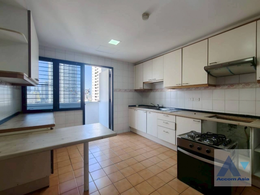 6  2 br Apartment For Rent in Sukhumvit ,Bangkok BTS Nana - MRT Sukhumvit at Private Environment Space 1419820