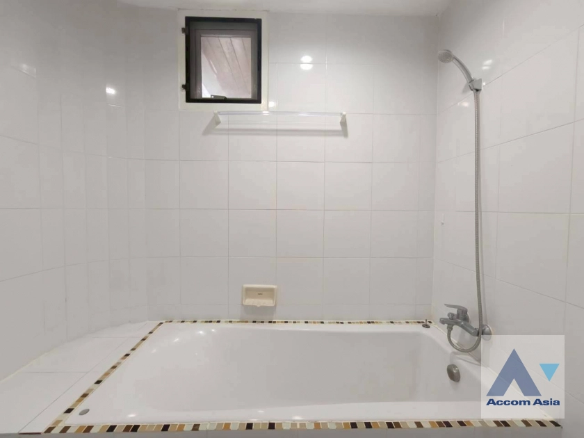 17  2 br Apartment For Rent in Sukhumvit ,Bangkok BTS Nana - MRT Sukhumvit at Private Environment Space 1419820