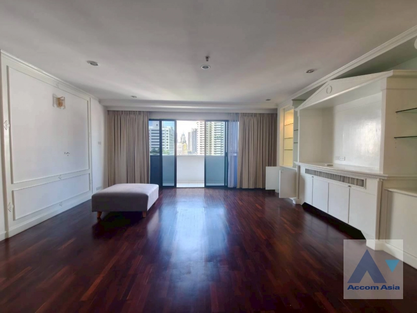 Pet friendly |  Private Environment Space Apartment  2 Bedroom for Rent MRT Sukhumvit in Sukhumvit Bangkok