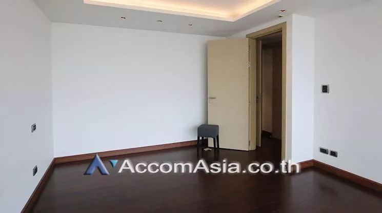 7  2 br Condominium For Sale in Phaholyothin ,Bangkok BTS Ari at Le Monaco Residence 1519833