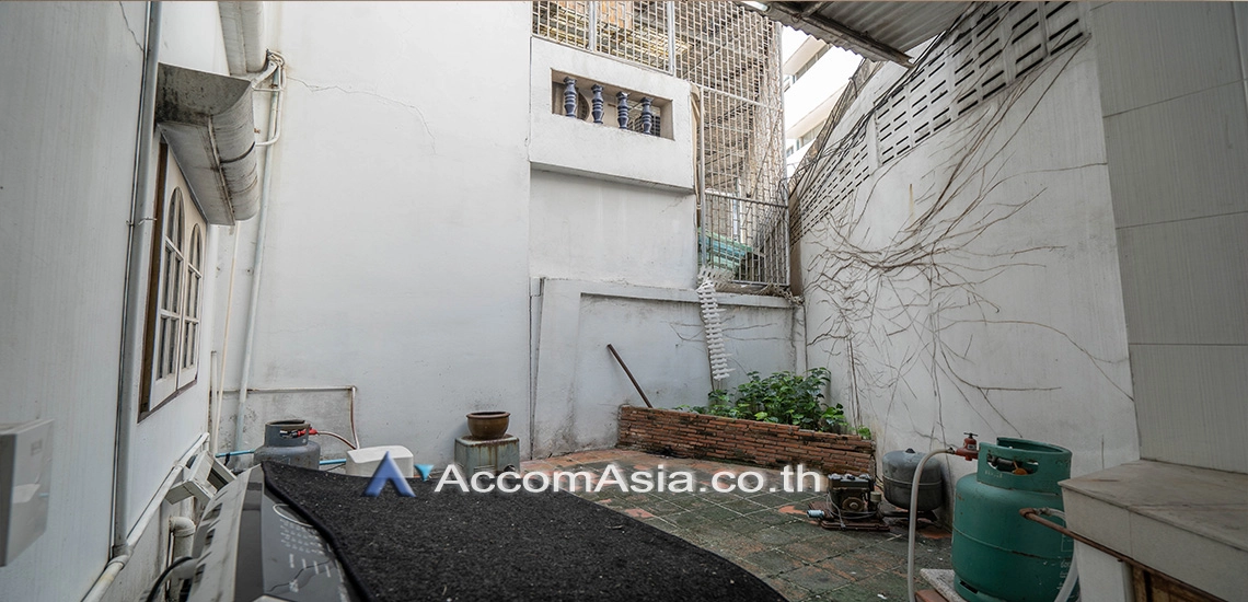 22  3 br House for rent and sale in Rama 3 ,Bangkok BTS Saphan Taksin at Riverside Villa 110167