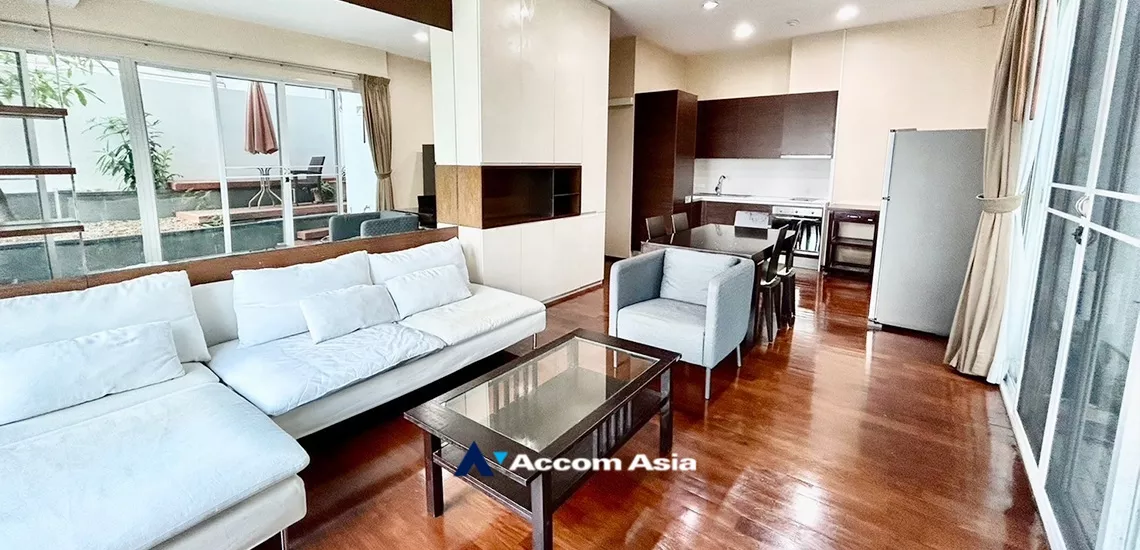 Huge Terrace |  2 Bedrooms  Condominium For Rent in Sukhumvit, Bangkok  near BTS Thong Lo (1519872)
