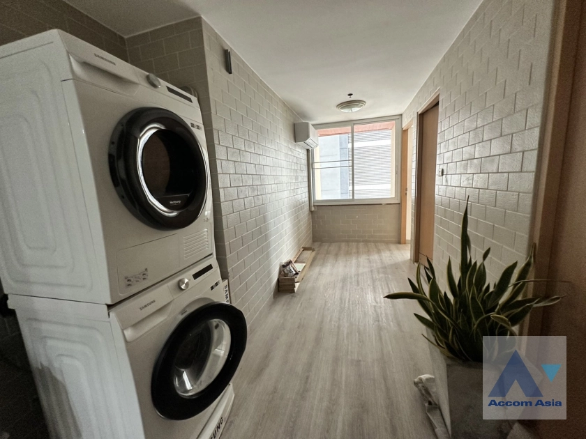 21  4 br Condominium For Rent in Ploenchit ,Bangkok BTS Ratchadamri at Baan Ratchadamri 1519905