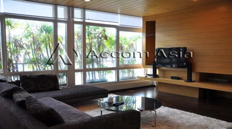 unit 3 Bedrooms  Condominium For Rent in Sukhumvit, Bangkok  near BTS Thong Lo (1519930)