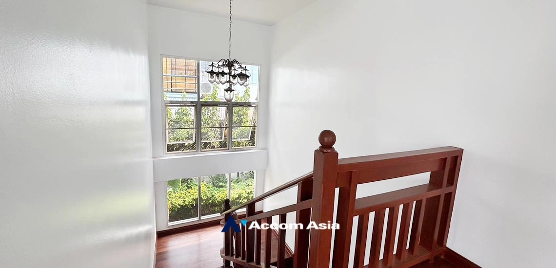 15  4 br House For Rent in Sukhumvit ,Bangkok BTS Ekkamai 1919946