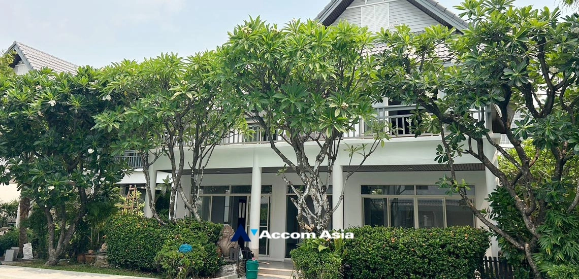 unitPrivate Swimming Pool, Pet friendly |  4 Bedrooms  House For Rent in Sukhumvit, Bangkok  near BTS Ekkamai (1919946)