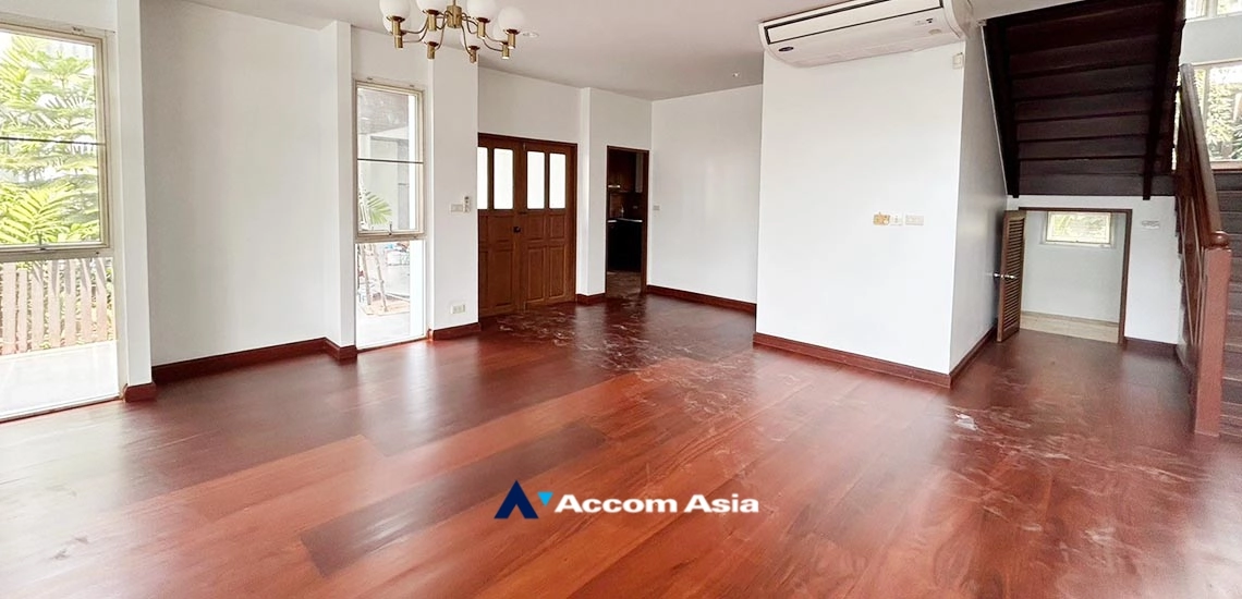 14  4 br House For Rent in Sukhumvit ,Bangkok BTS Ekkamai 1919946