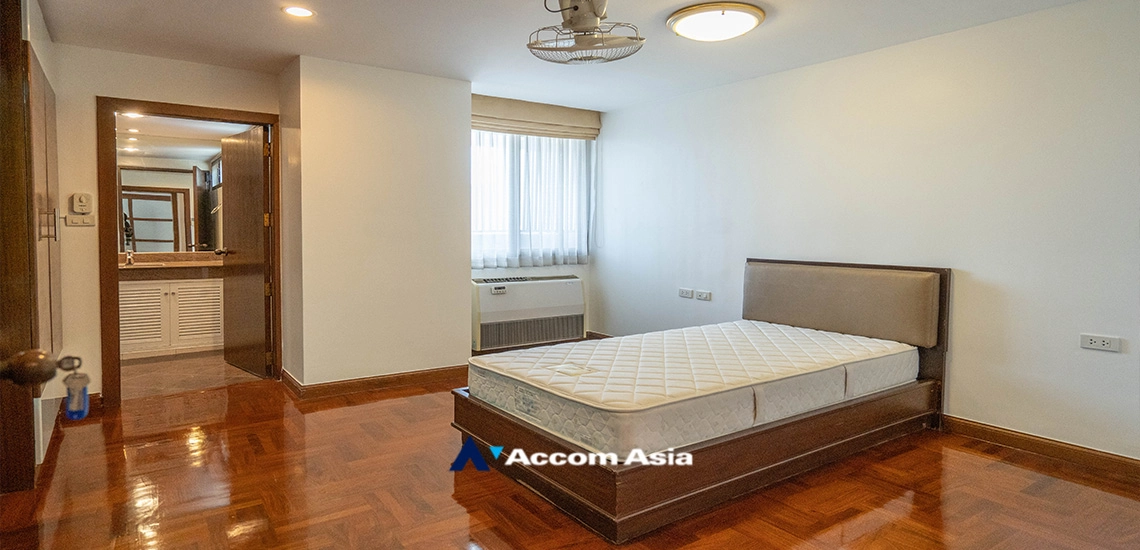 9  4 br Apartment For Rent in Sukhumvit ,Bangkok BTS Phrom Phong at Family Size Desirable 1419970