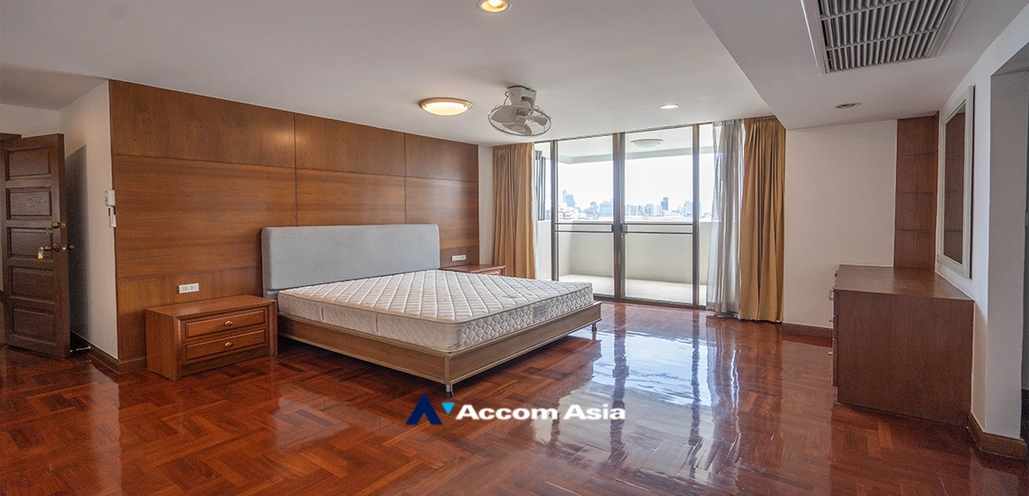 10  4 br Apartment For Rent in Sukhumvit ,Bangkok BTS Phrom Phong at Family Size Desirable 1419970