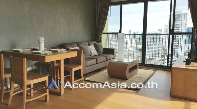 Noble Solo Condominium  2 Bedroom for Sale & Rent BTS Thong Lo in Sukhumvit Bangkok