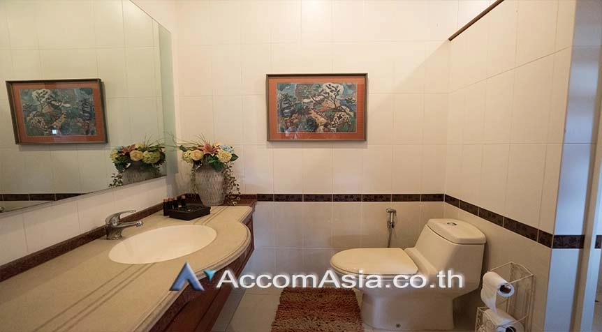 15  2 br House for rent and sale in Sukhumvit ,Bangkok BTS Ekkamai 1720010