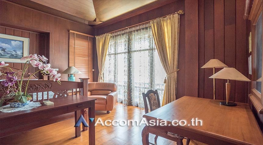 12  2 br House for rent and sale in Sukhumvit ,Bangkok BTS Ekkamai 1720010