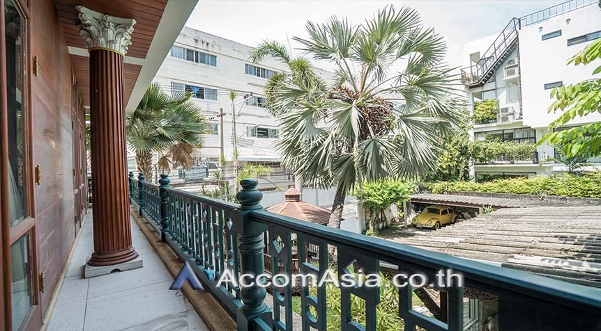 9  2 br House for rent and sale in Sukhumvit ,Bangkok BTS Ekkamai 1720010