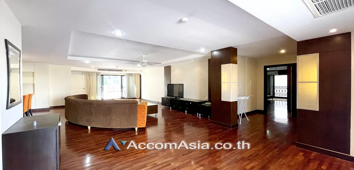  1  3 br Apartment For Rent in Sukhumvit ,Bangkok BTS Asok - MRT Sukhumvit at Easy to access BTS and MRT 1420037