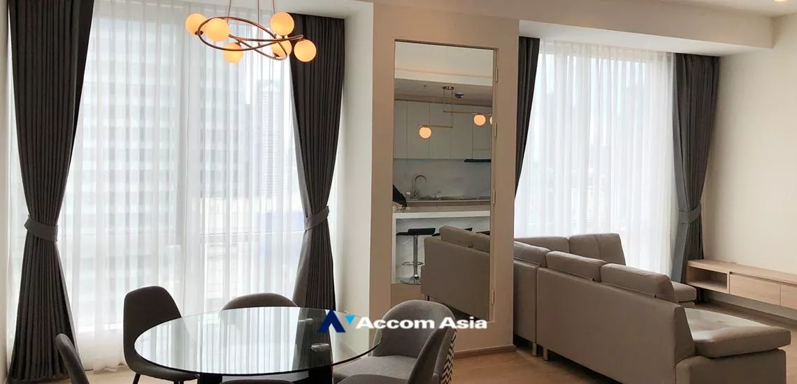 unit 2 Bedrooms  Condominium For Rent in Sathorn, Bangkok  near BTS Chong Nonsi (20775)