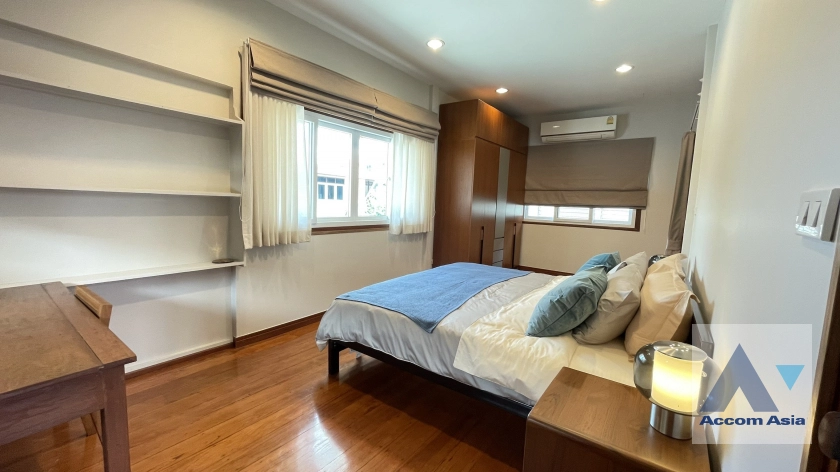 11  2 br House For Rent in Sathorn ,Bangkok BTS Surasak 1720072