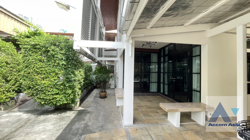 8  2 br House For Rent in Sathorn ,Bangkok BTS Surasak 1720072