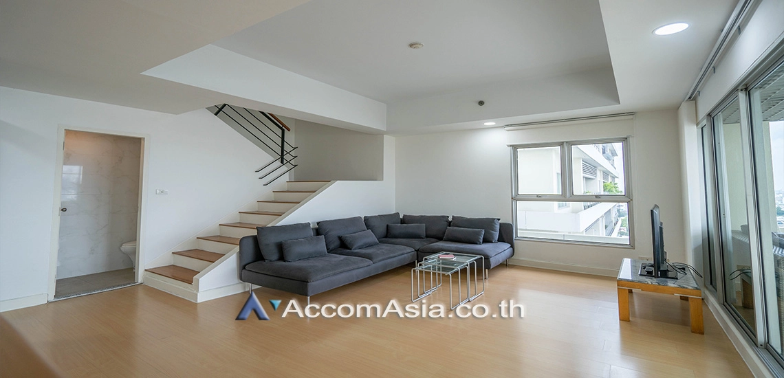 unitHuge Terrace, Duplex Condo | Baan Nonsi