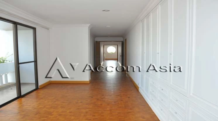 6  5 br Apartment For Rent in Sathorn ,Bangkok BTS Chong Nonsi at Kid Friendly Place Short Walk to Nang Linchi Road 1520081